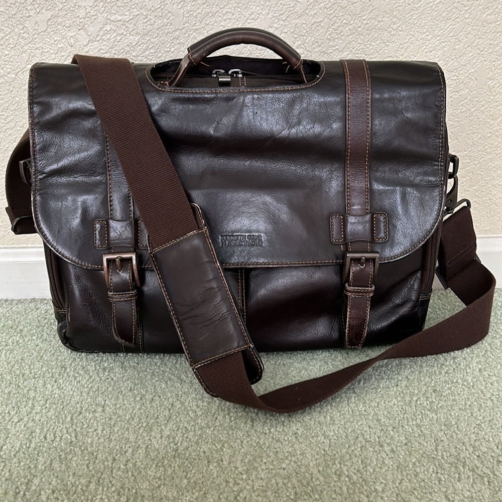 Kenneth Cole Reaction Flap Over Full Grain Cowhide Leather Computer Laptop Bag